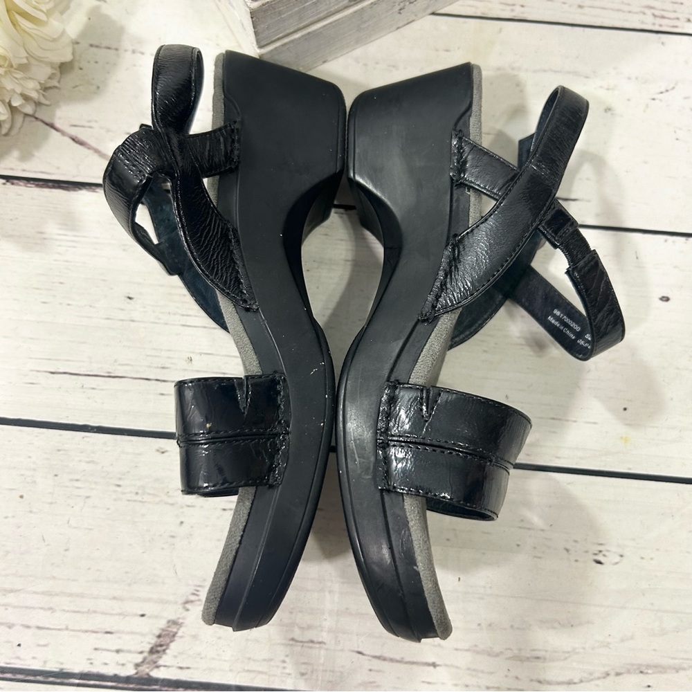 Dansko Surraya black comfort sling ankle strap sandals - Picture 4 of 7
